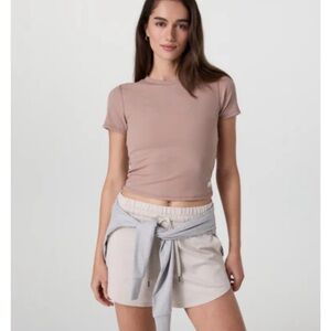Vuori Women's Pose Short Sleeve Tee